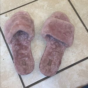 Ugg slides